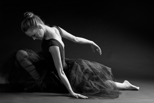 woman ballerina, grace, flexibility, pointe, tutu